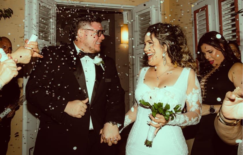 Photo Sharing Album for Weddings: Best Apps & Free Options